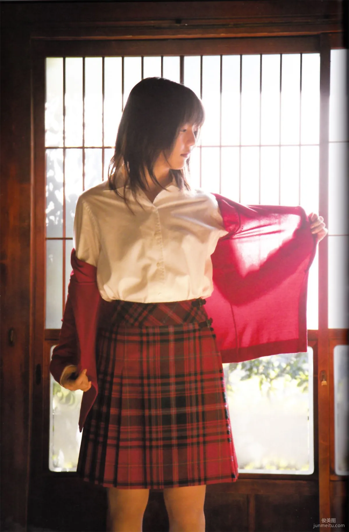 Erina Mano 真野恵裡菜《Manodate》 寫真集 67