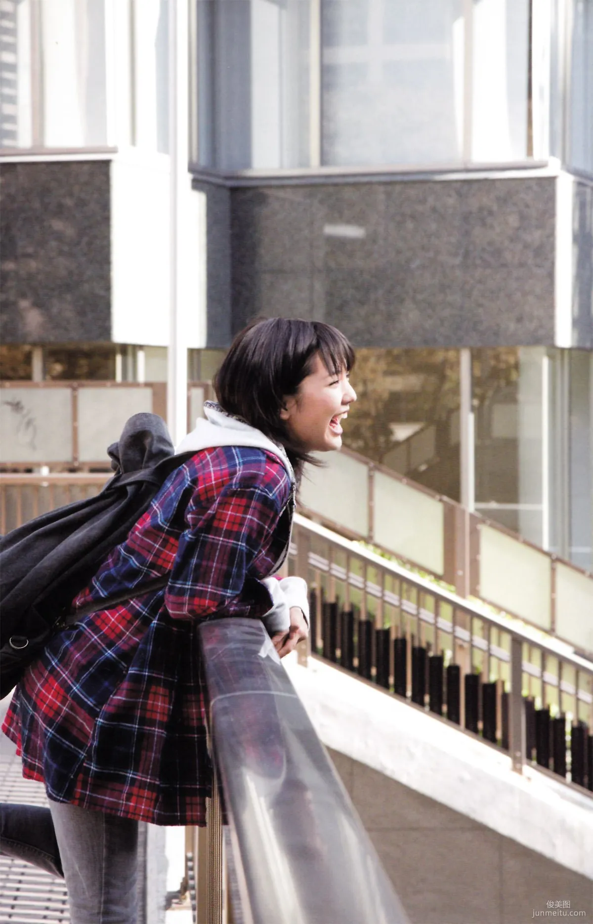 Erina Mano 真野恵裡菜《Manodate》 寫真集 5