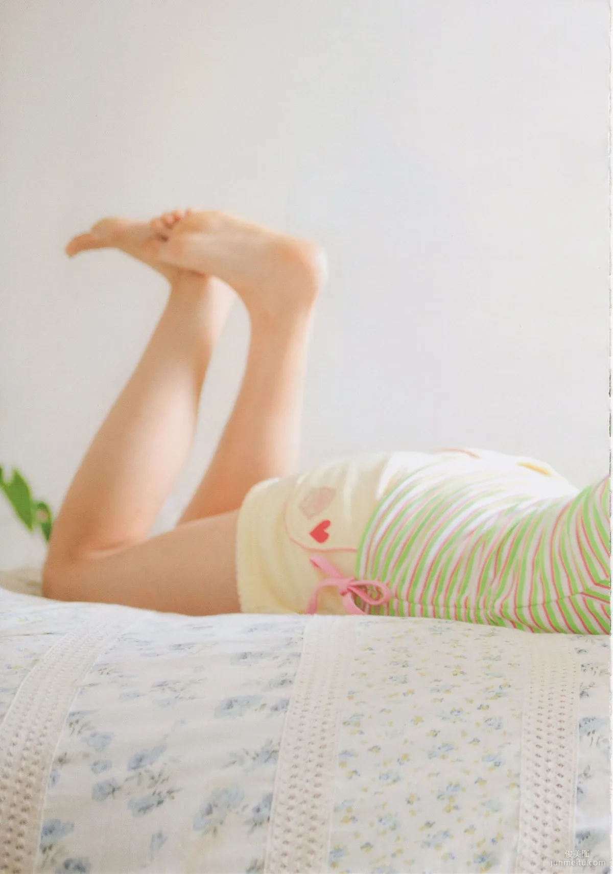 Aika Mitsui 光井愛佳 1stソロ《 愛佳》寫真集 20