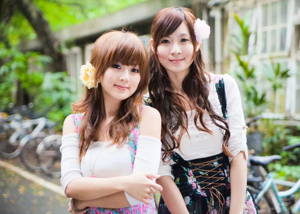 果子Mikako+Minako《台大外拍 II》 寫真集 66