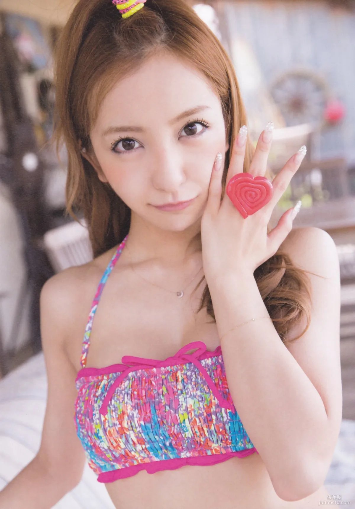 闆野友美 AKB48卒業記念《Tomochin ともちん》寫真集 43