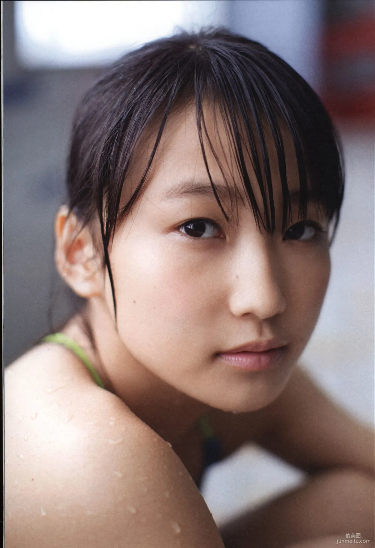 Riho Sayashi 鞘師裡保《太陽》寫真集 101