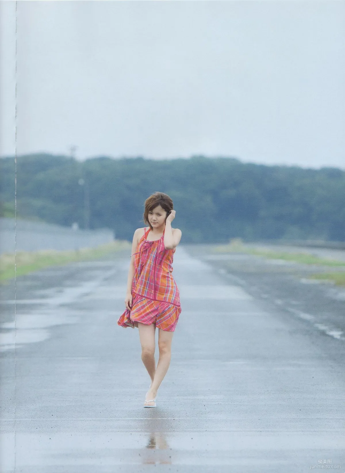 Aika Mitsui 光井愛佳 1stソロ《 愛佳》寫真集 66