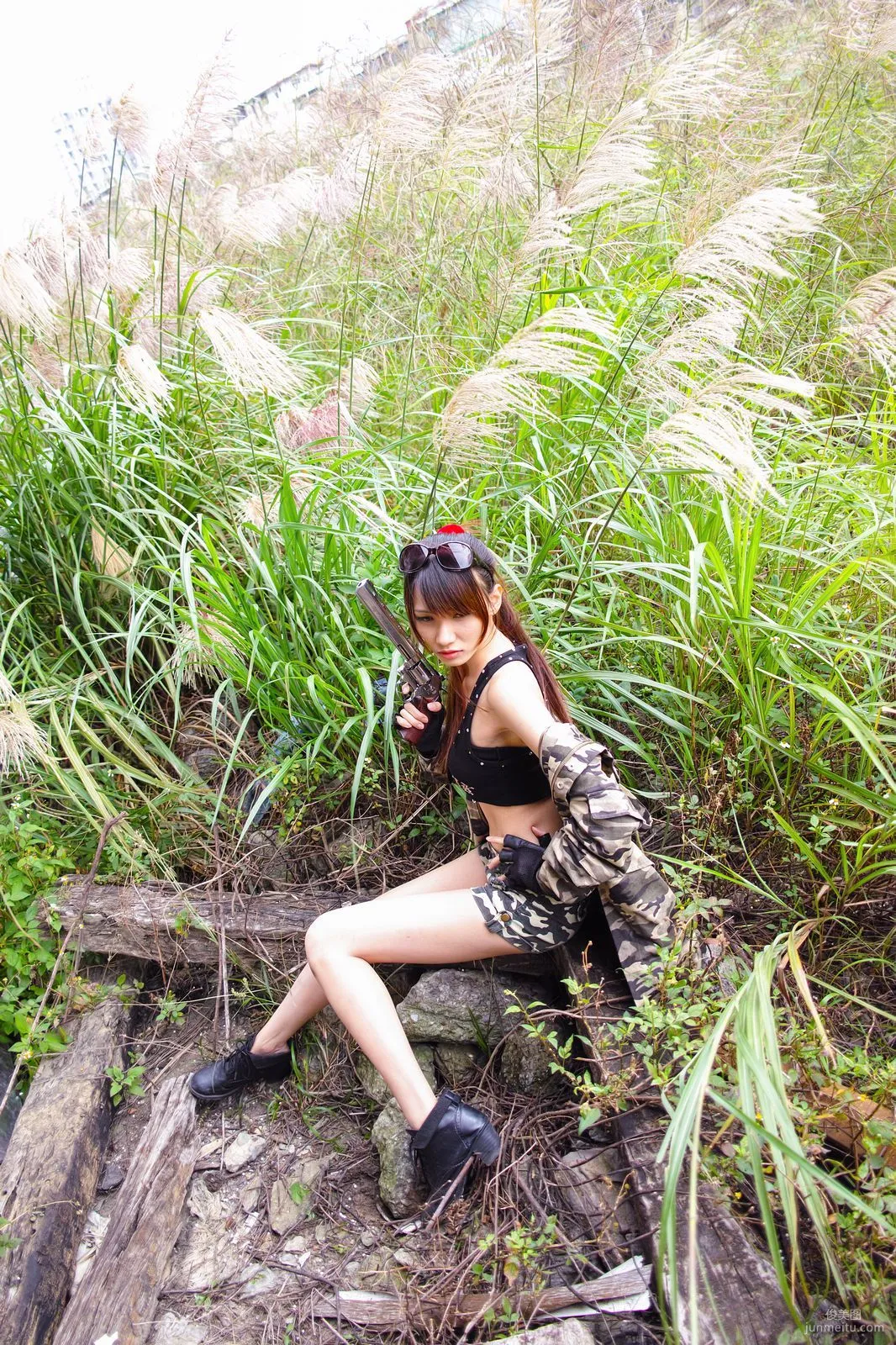 台灣美女蔡譯心Candice《南港廢墟外拍》寫真集 3