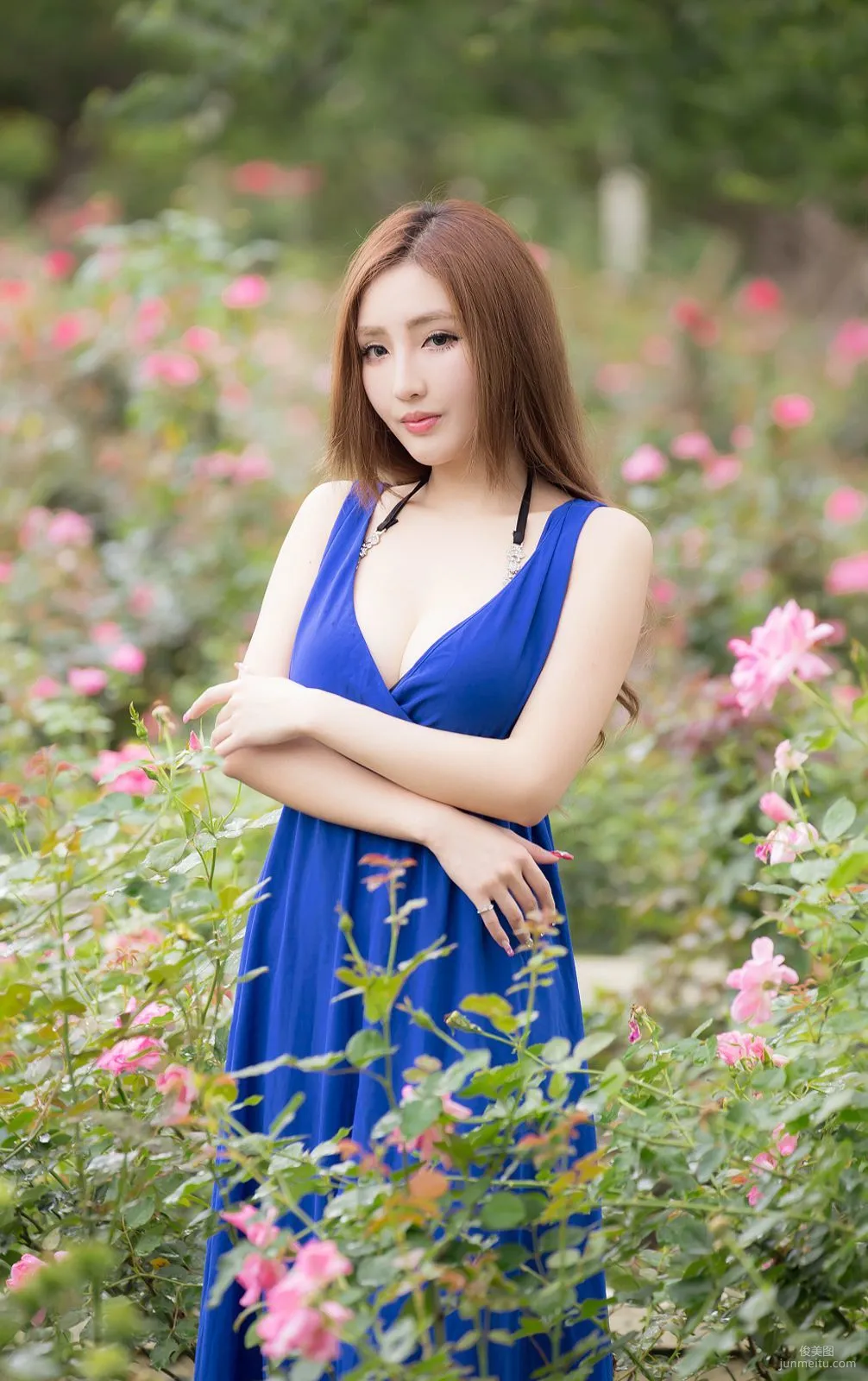 台灣趙芸Syuan《極品藍色長裙女神》寫真集 79