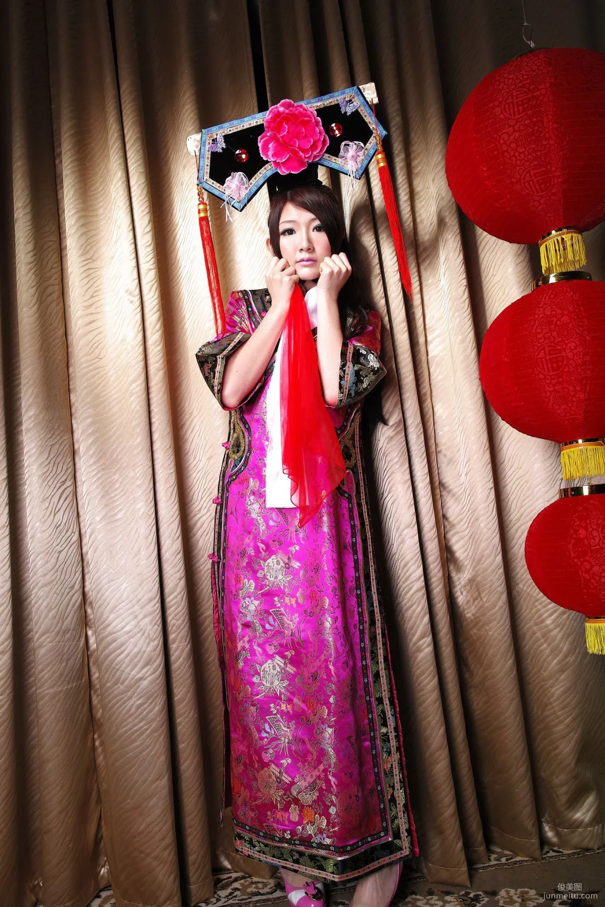 Winnie小雪、小羽《新春拜年 甄嬛格格》寫真集 13