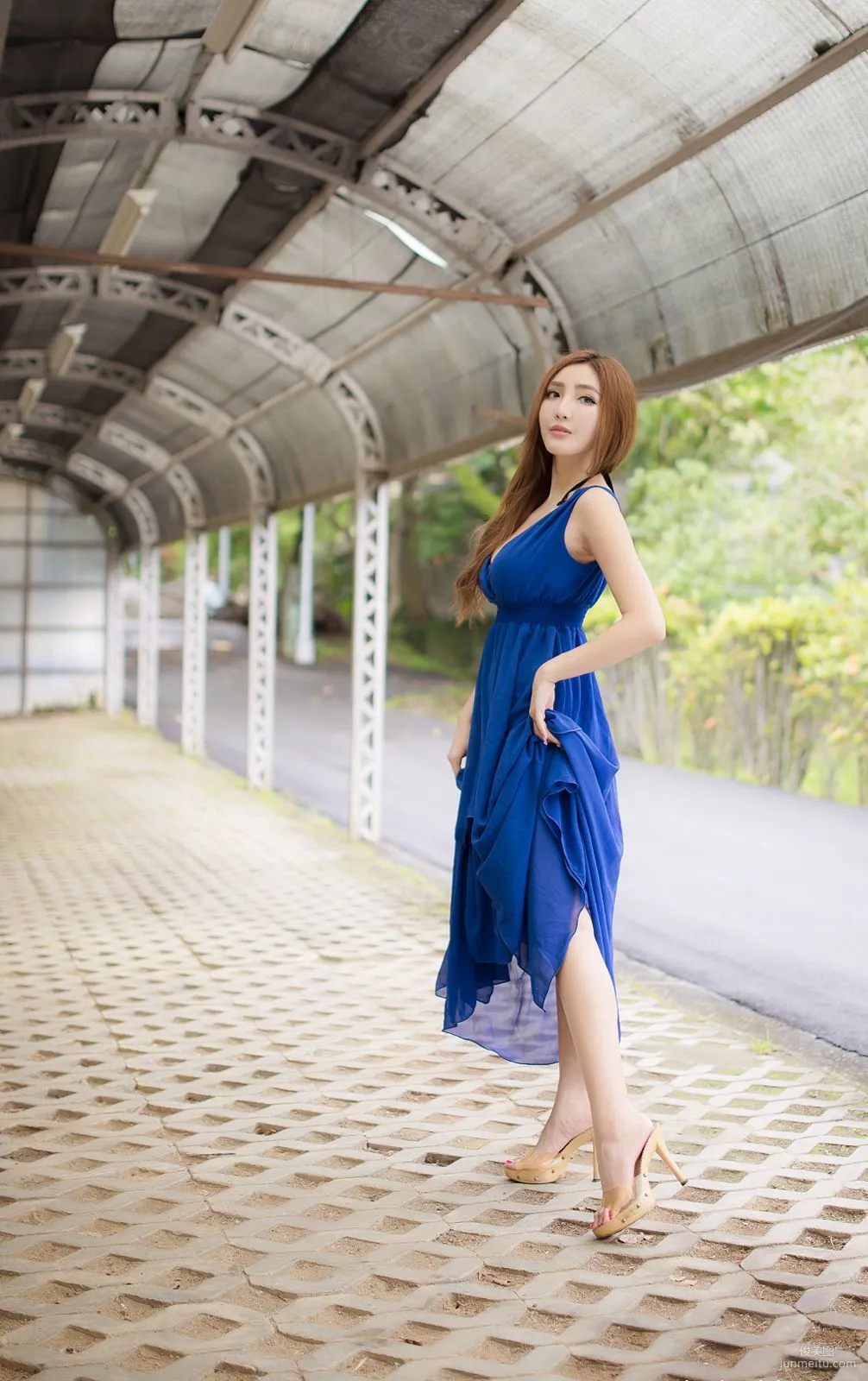 台灣趙芸Syuan《極品藍色長裙女神》寫真集 99