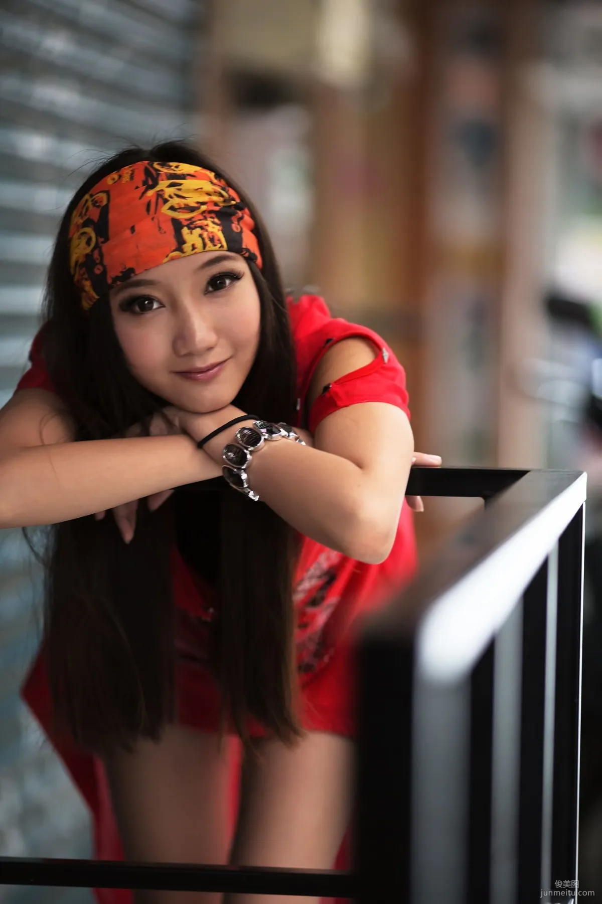 台灣腿模Tina陳思婷《美國街》街拍寫真集 12