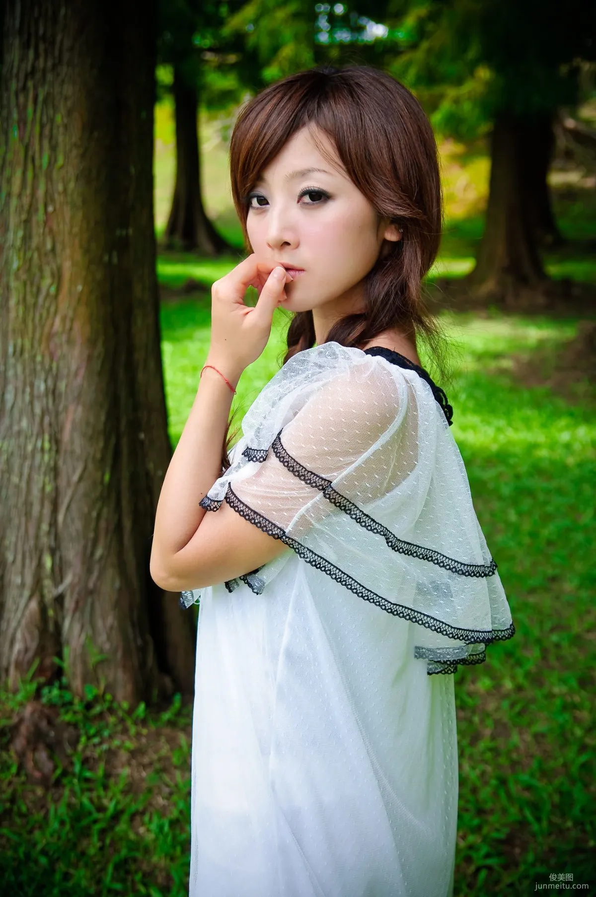 果子MM/張凱潔《大湖公園外拍》寫真集 50