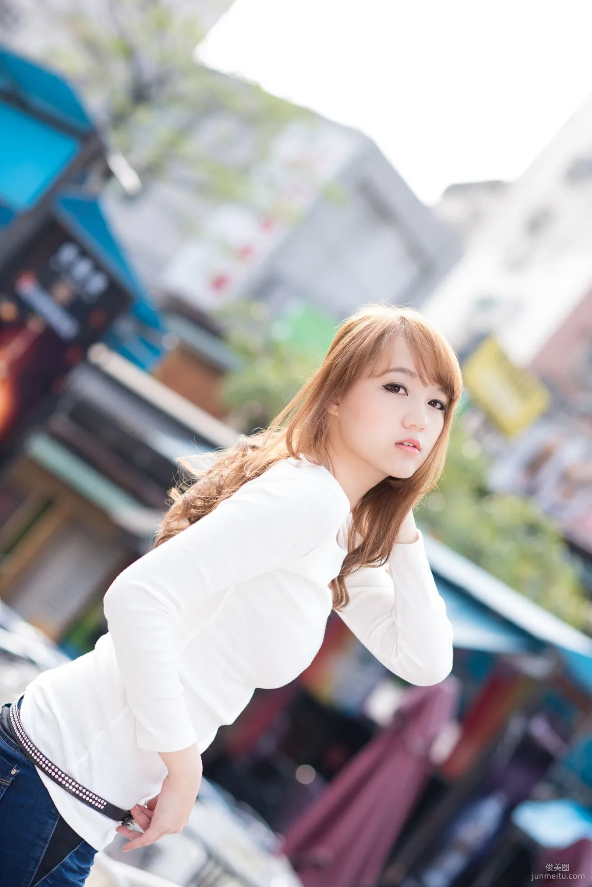 台灣美女黃镫娴Neko《信義外拍》寫真集 28