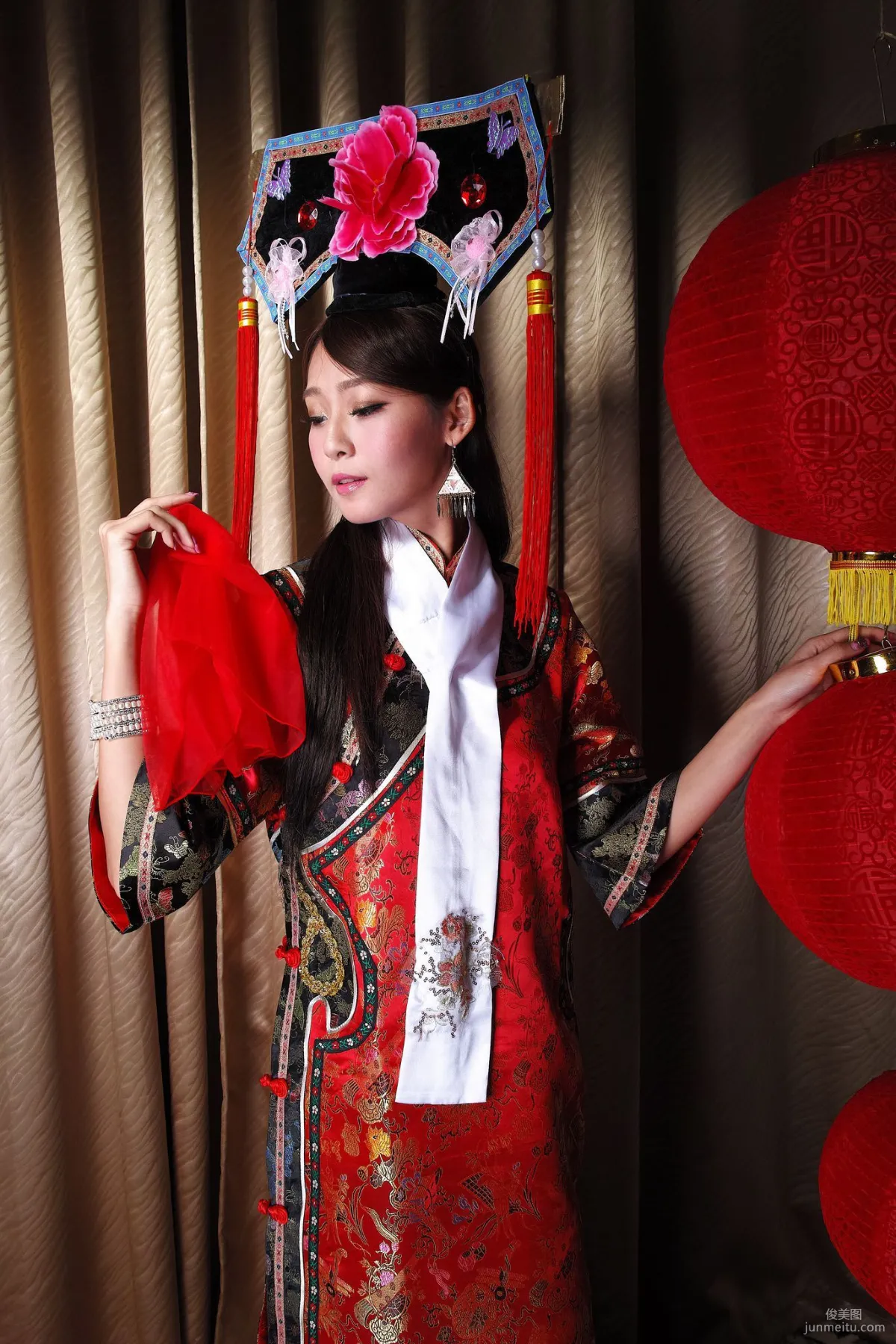 Winnie小雪、小羽《新春拜年 甄嬛格格》寫真集 7