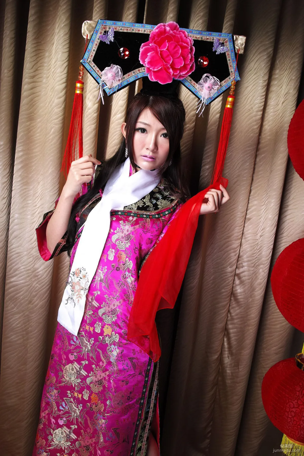 Winnie小雪、小羽《新春拜年 甄嬛格格》寫真集 26