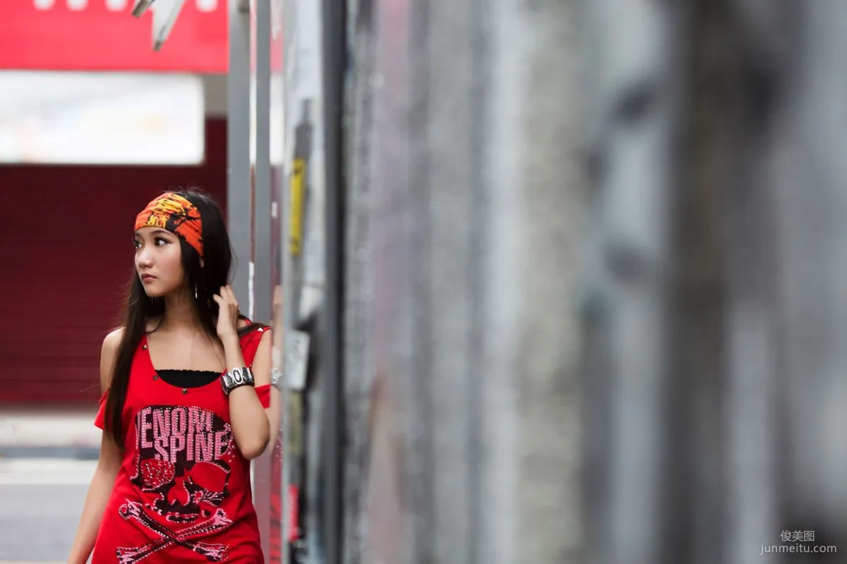 台灣腿模Tina陳思婷《美國街》街拍寫真集 8