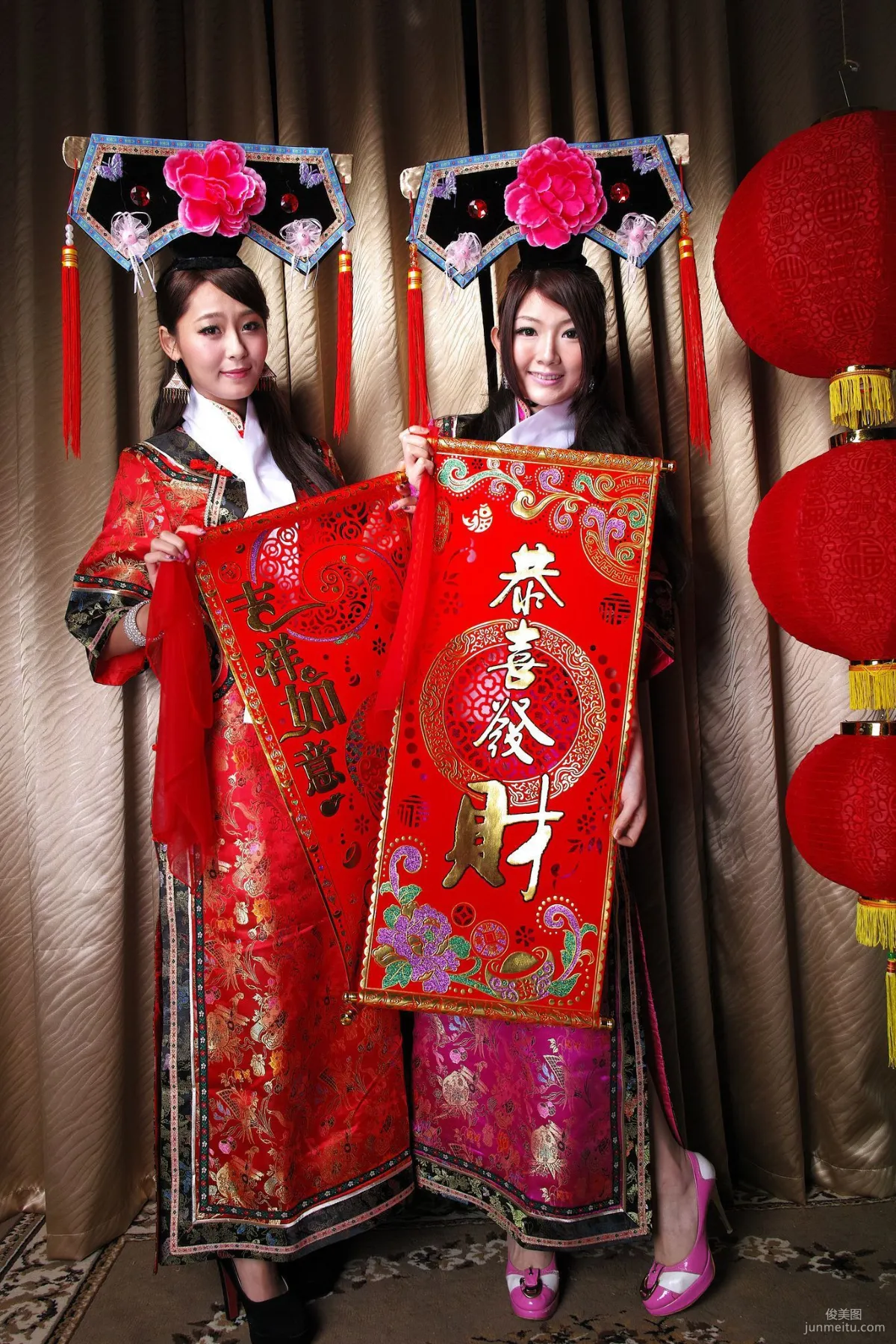 Winnie小雪、小羽《新春拜年 甄嬛格格》寫真集 48