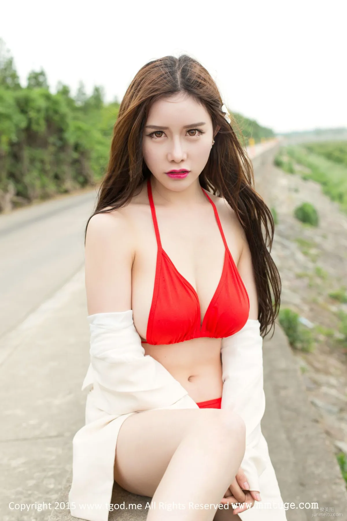 于姬Una《巨無霸唯美秀深V》 [TGOD推女神] 寫真集 26