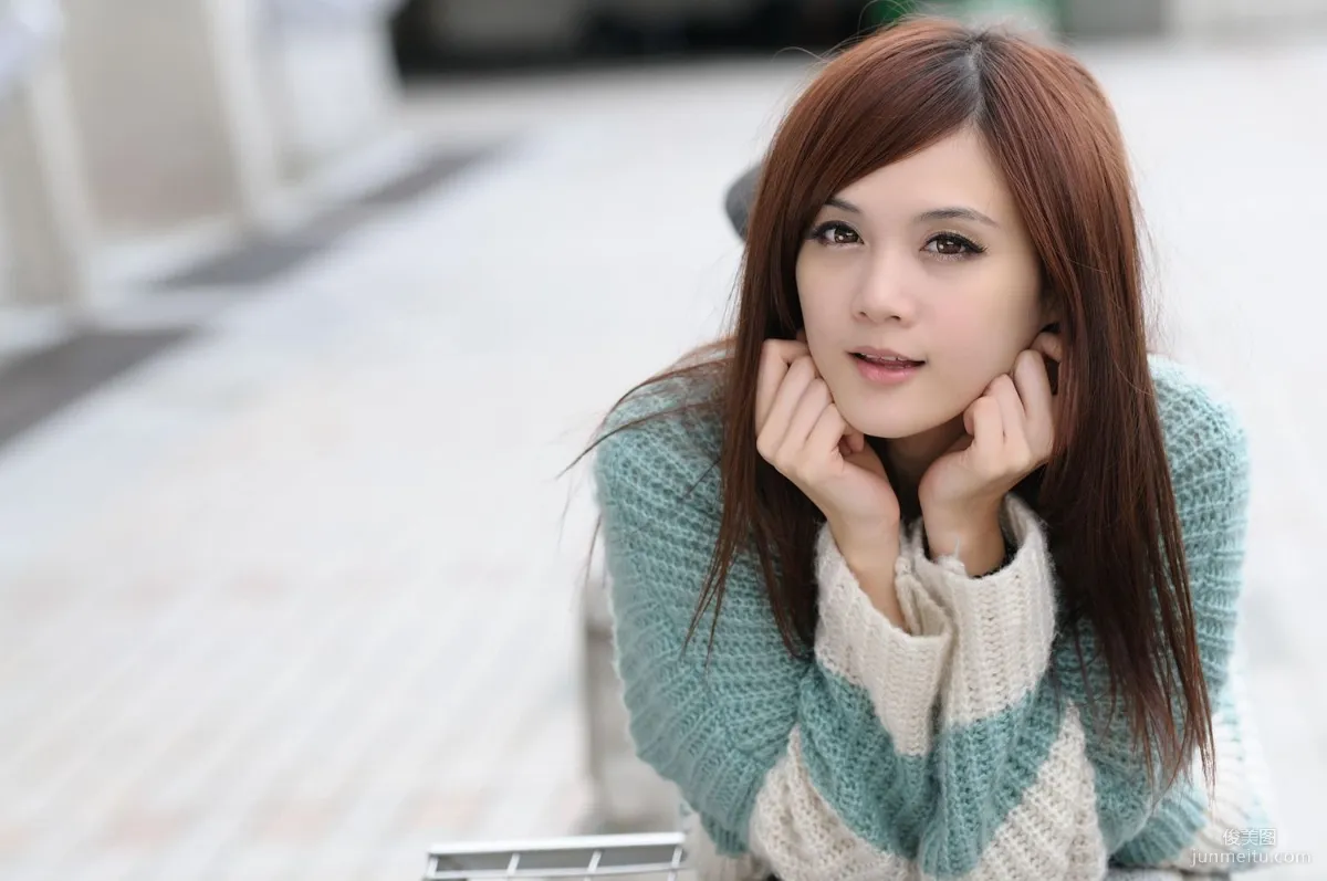 台灣美女模特熊維尼《南港廢墟外拍》寫真集 21