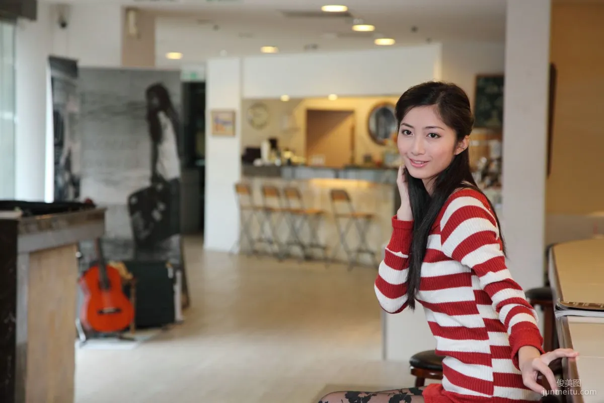 台灣模特Emily《酒店室拍》寫真集 10