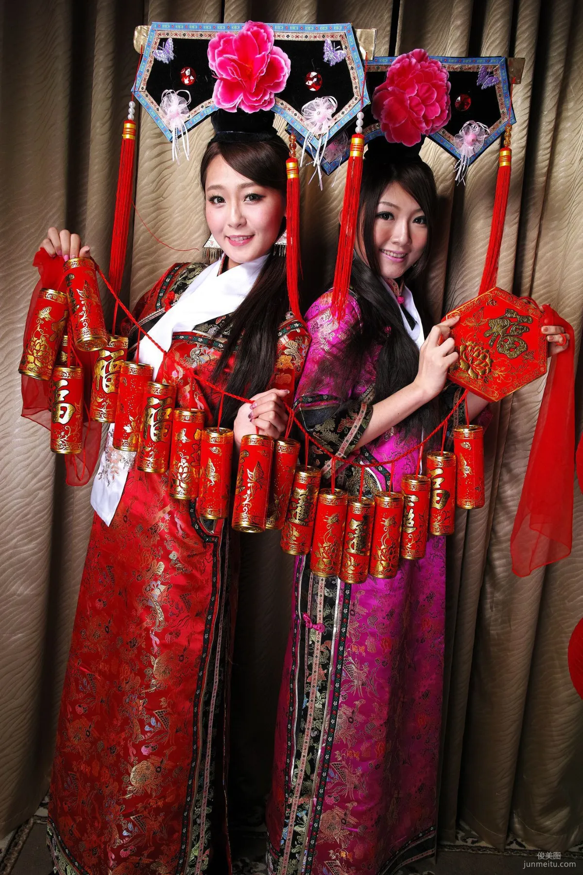 Winnie小雪、小羽《新春拜年 甄嬛格格》寫真集 20