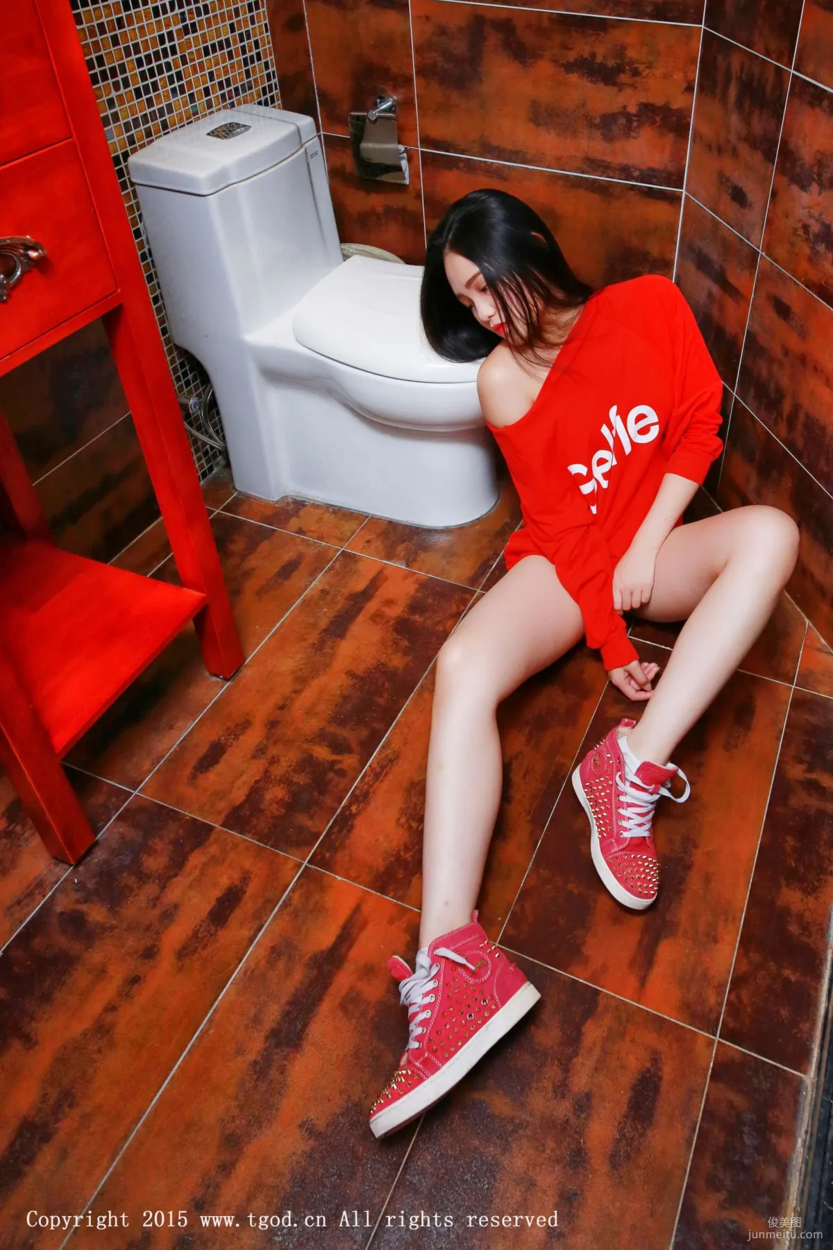 佩佩Cassie《性感妩媚小野獸》 [TGOD推女神] 寫真集 18