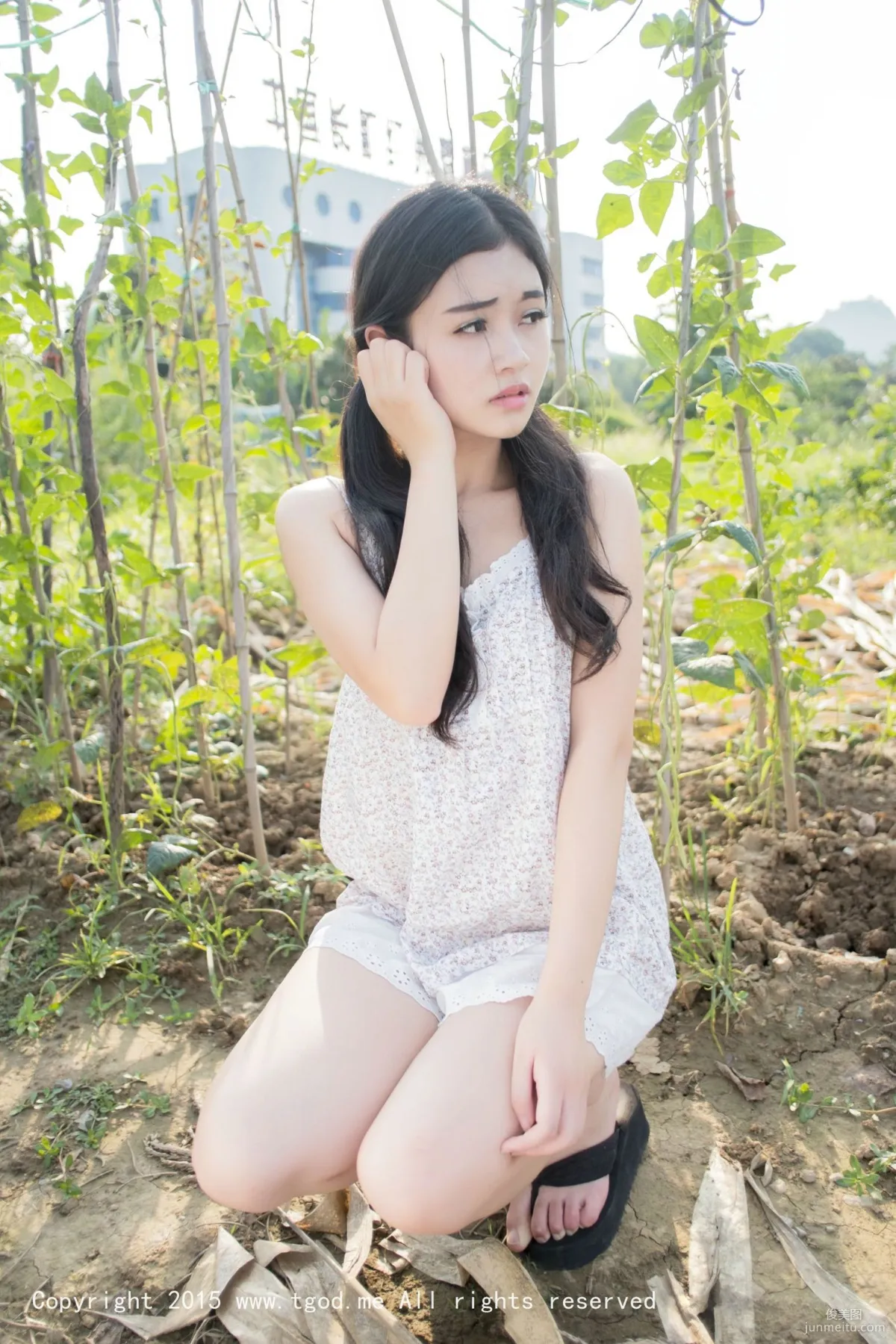 果味包子《空山新雨後》 [TGOD推女神] 寫真集 25