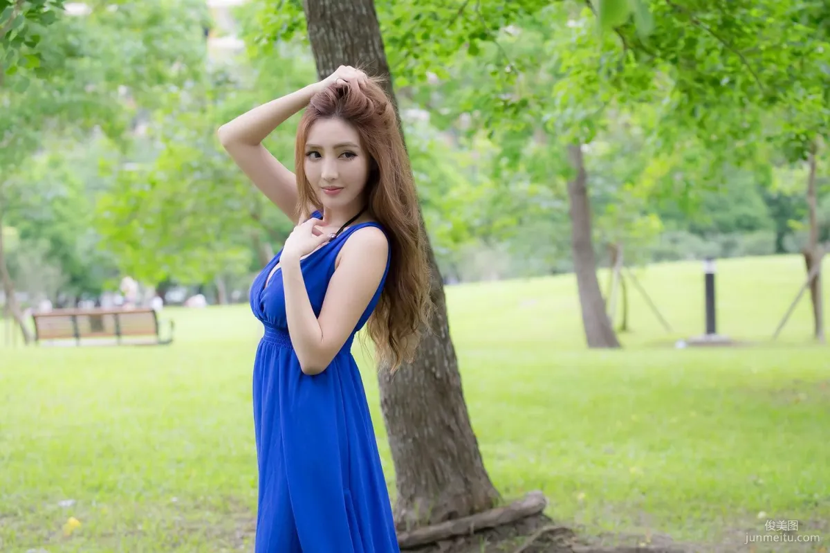 台灣趙芸Syuan《極品藍色長裙女神》寫真集 73