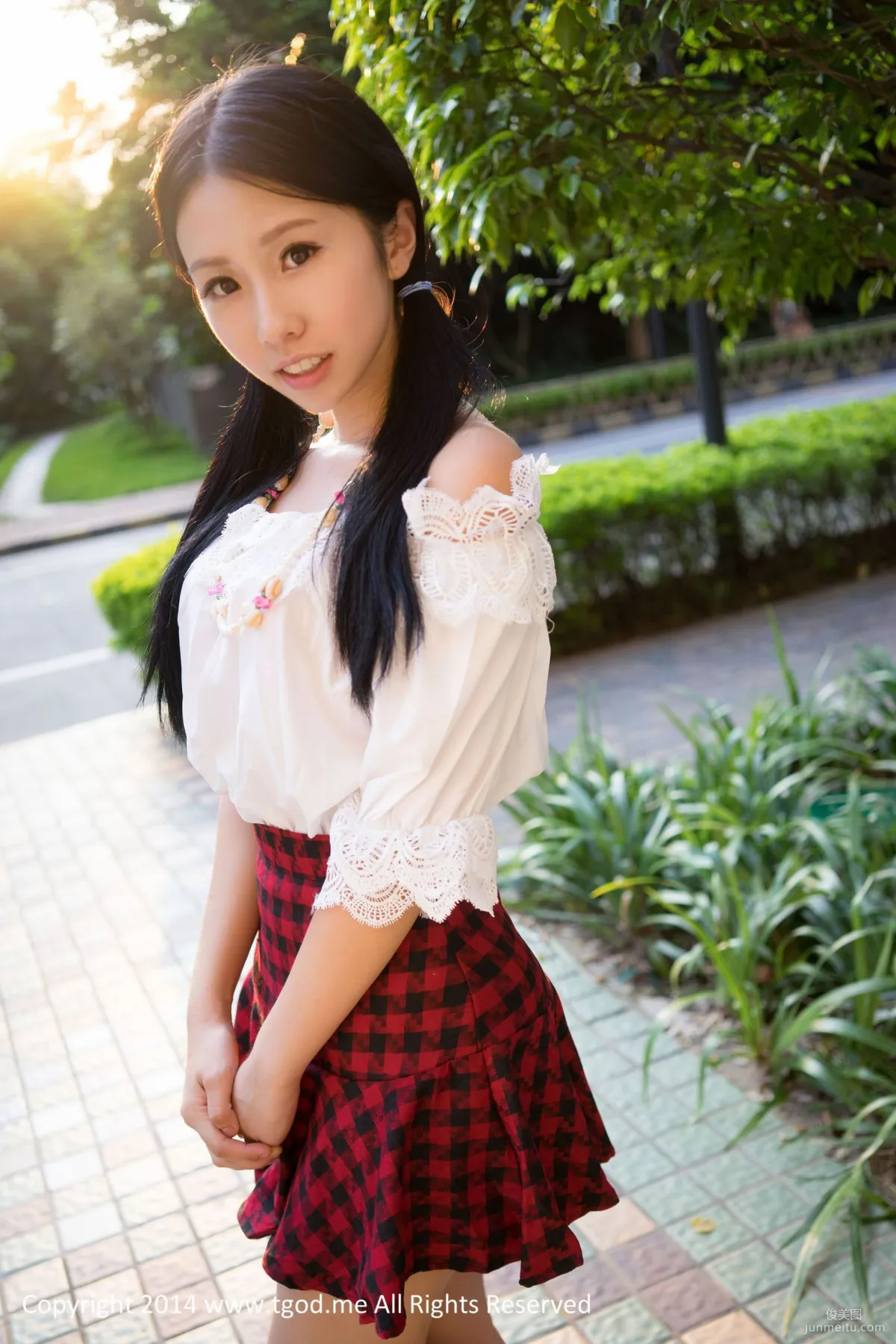 一薰《治愈系快乐女孩》 [TGOD推女神] 写真集1
