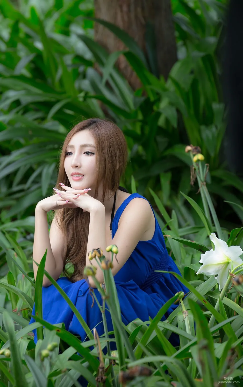 台灣趙芸Syuan《極品藍色長裙女神》寫真集 33