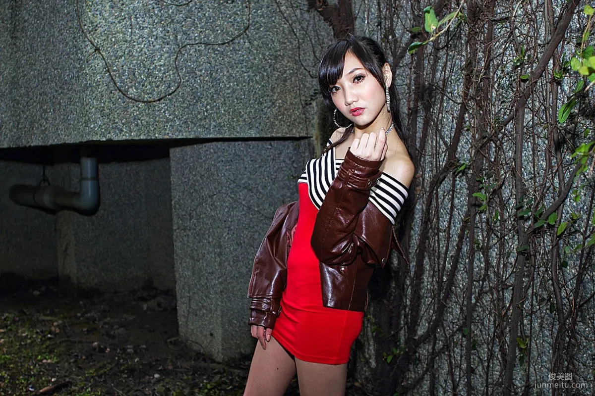 台灣腿模Tina陳思婷《美國街》街拍寫真集 33