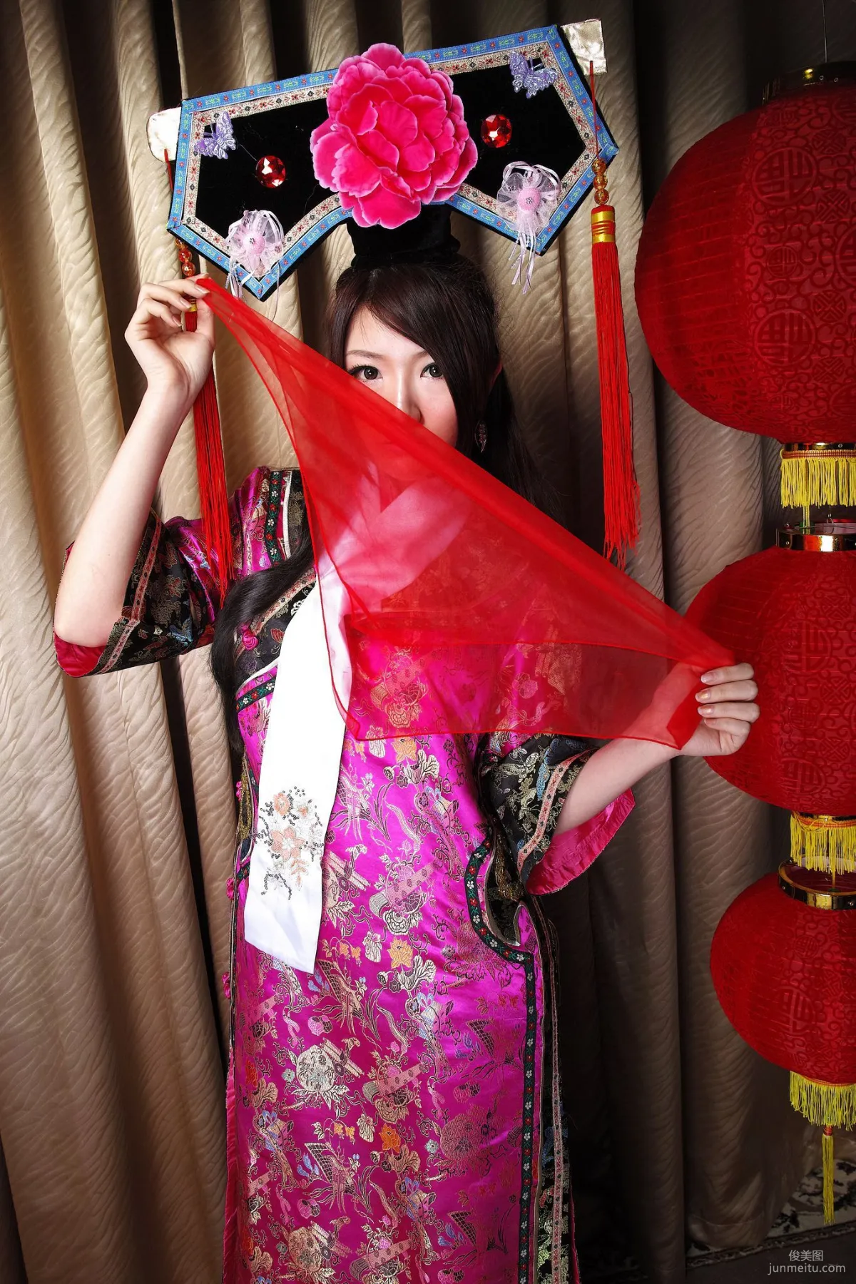 Winnie小雪、小羽《新春拜年 甄嬛格格》寫真集 24