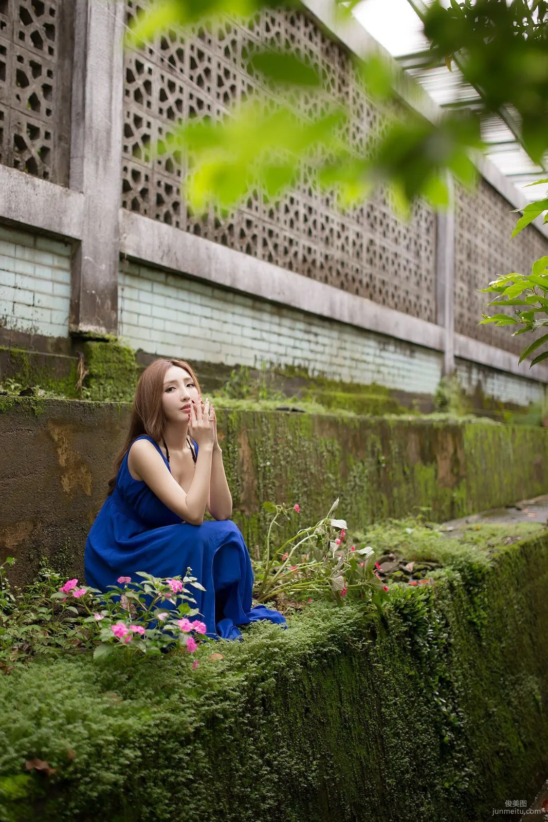 台灣趙芸Syuan《極品藍色長裙女神》寫真集 131