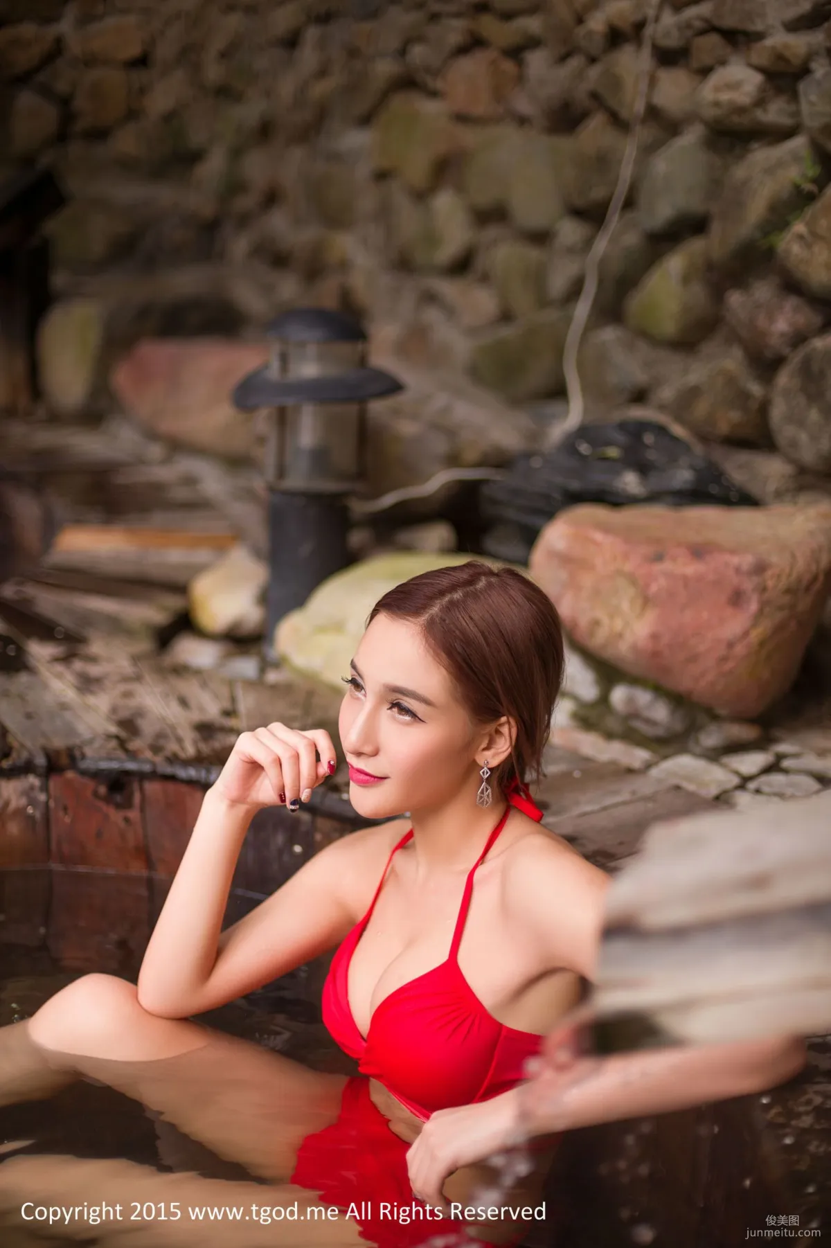 Ice艾希 《女神駕到》之甯海森林溫泉 [TGOD推女神] 寫真集 21