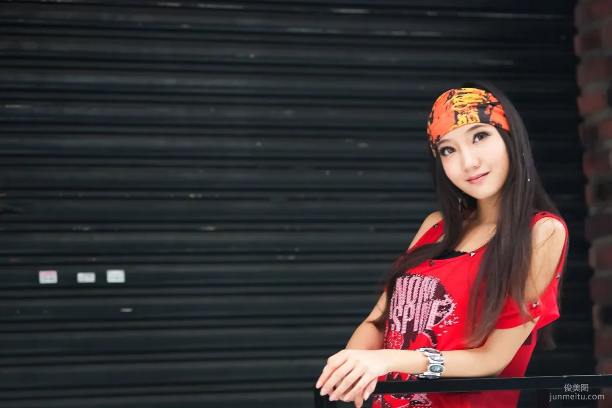 台灣腿模Tina陳思婷《美國街》街拍寫真集 6