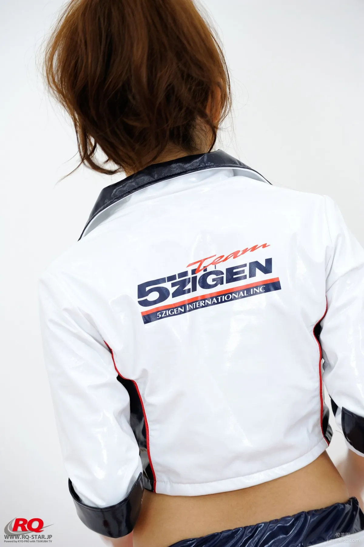 [RQ-STAR] NO.00085 Mio Aoki 青木未央 Race Queen – 2008 5Zigen 寫真集 13