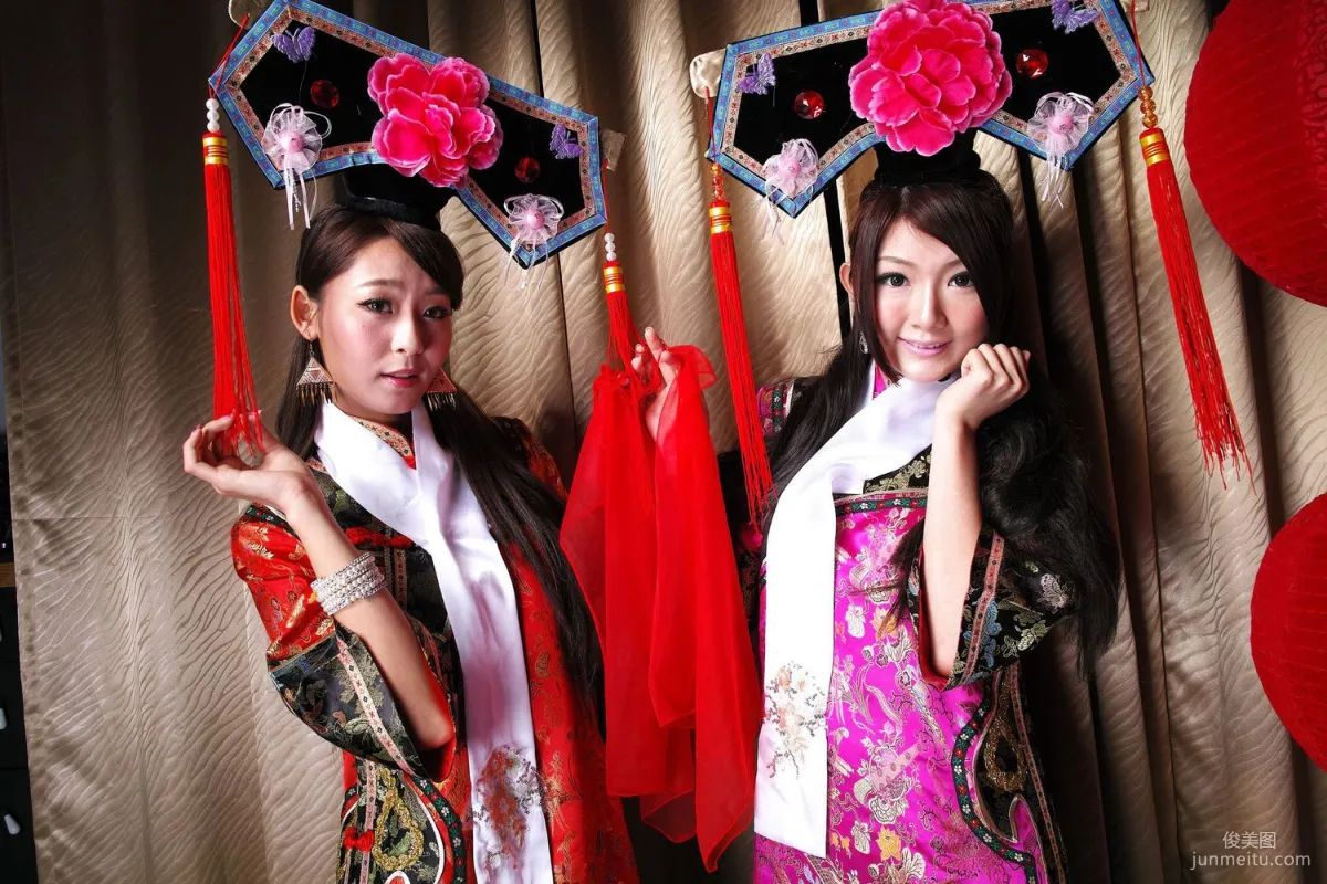 Winnie小雪、小羽《新春拜年 甄嬛格格》寫真集 17