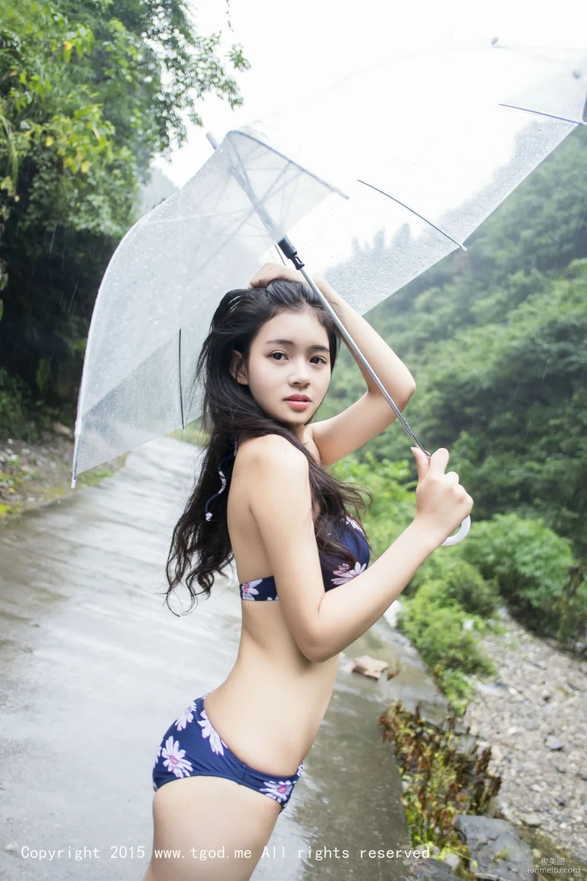 果味包子《空山新雨后》  [TGOD推女神] 写真集9