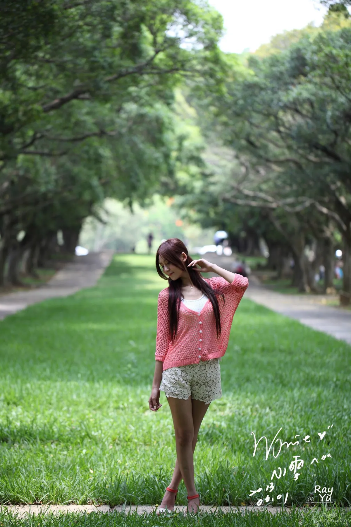 Winnie小雪/莊詠惠《校服短褲美拍》寫真集 10