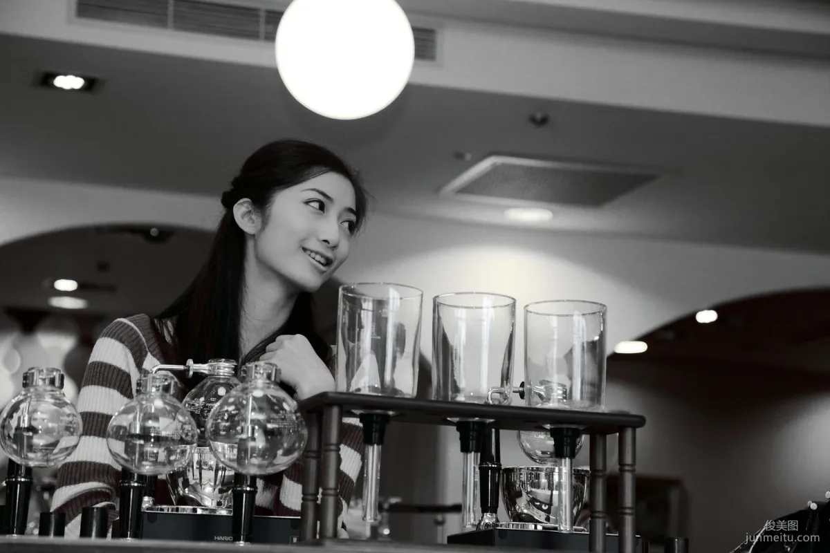 台灣模特Emily《酒店室拍》寫真集 15