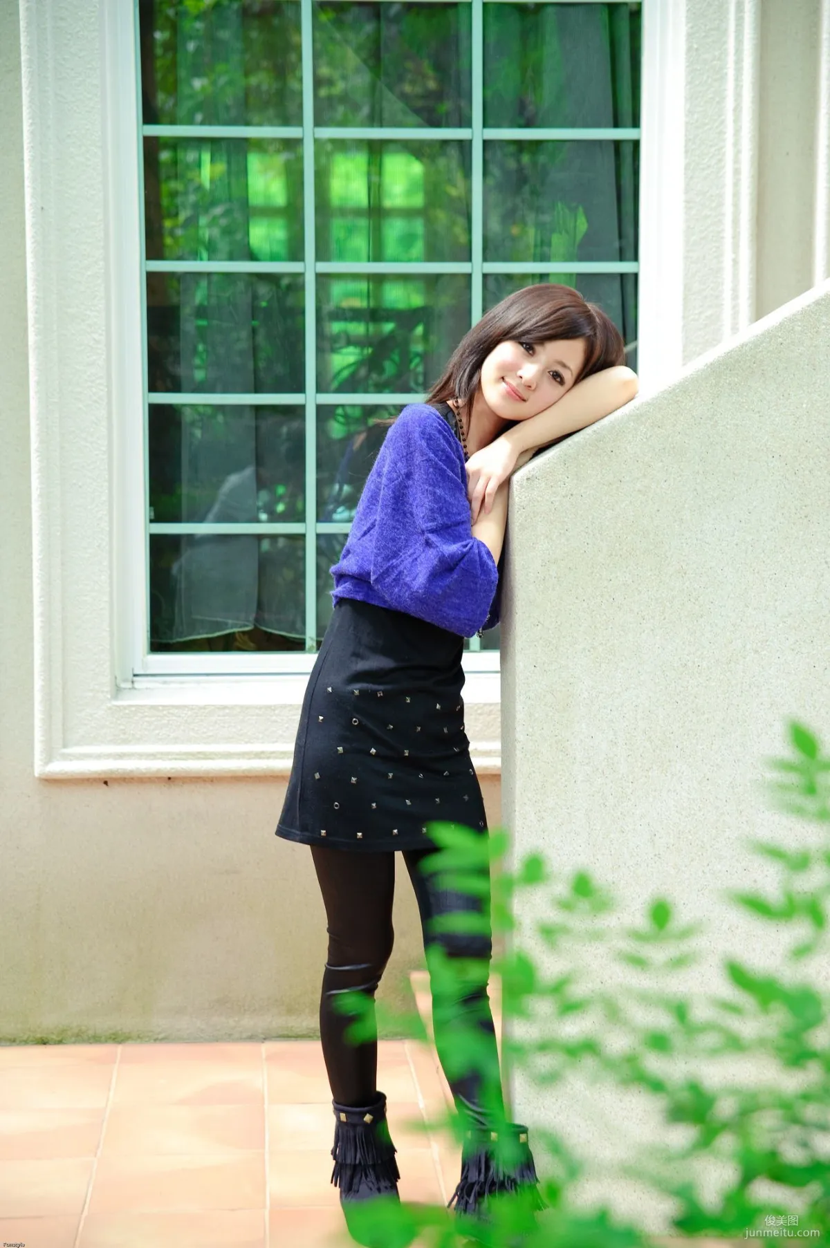 果子MM/Mikako《歐莉葉荷外拍》寫真集 18