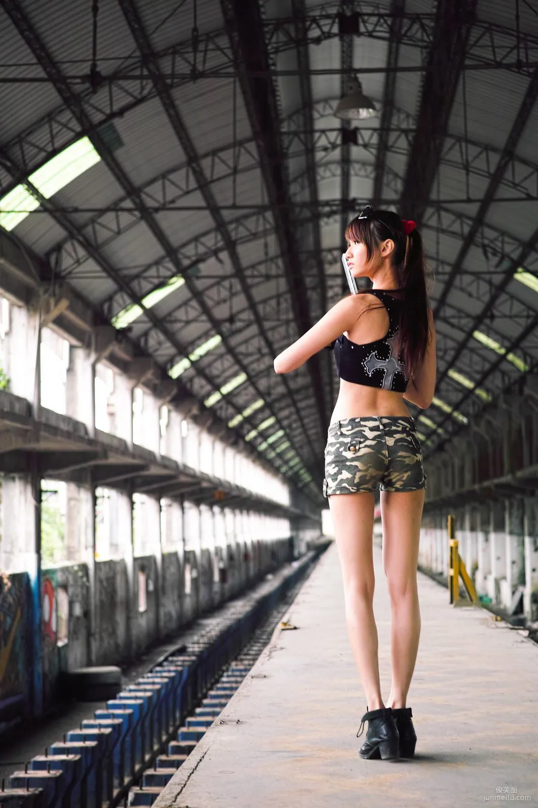 台灣美女蔡譯心Candice《南港廢墟外拍》寫真集 23