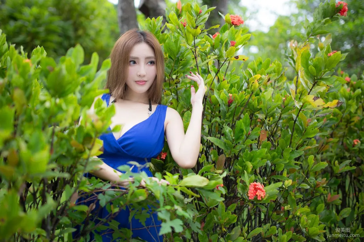台灣趙芸Syuan《極品藍色長裙女神》寫真集 60