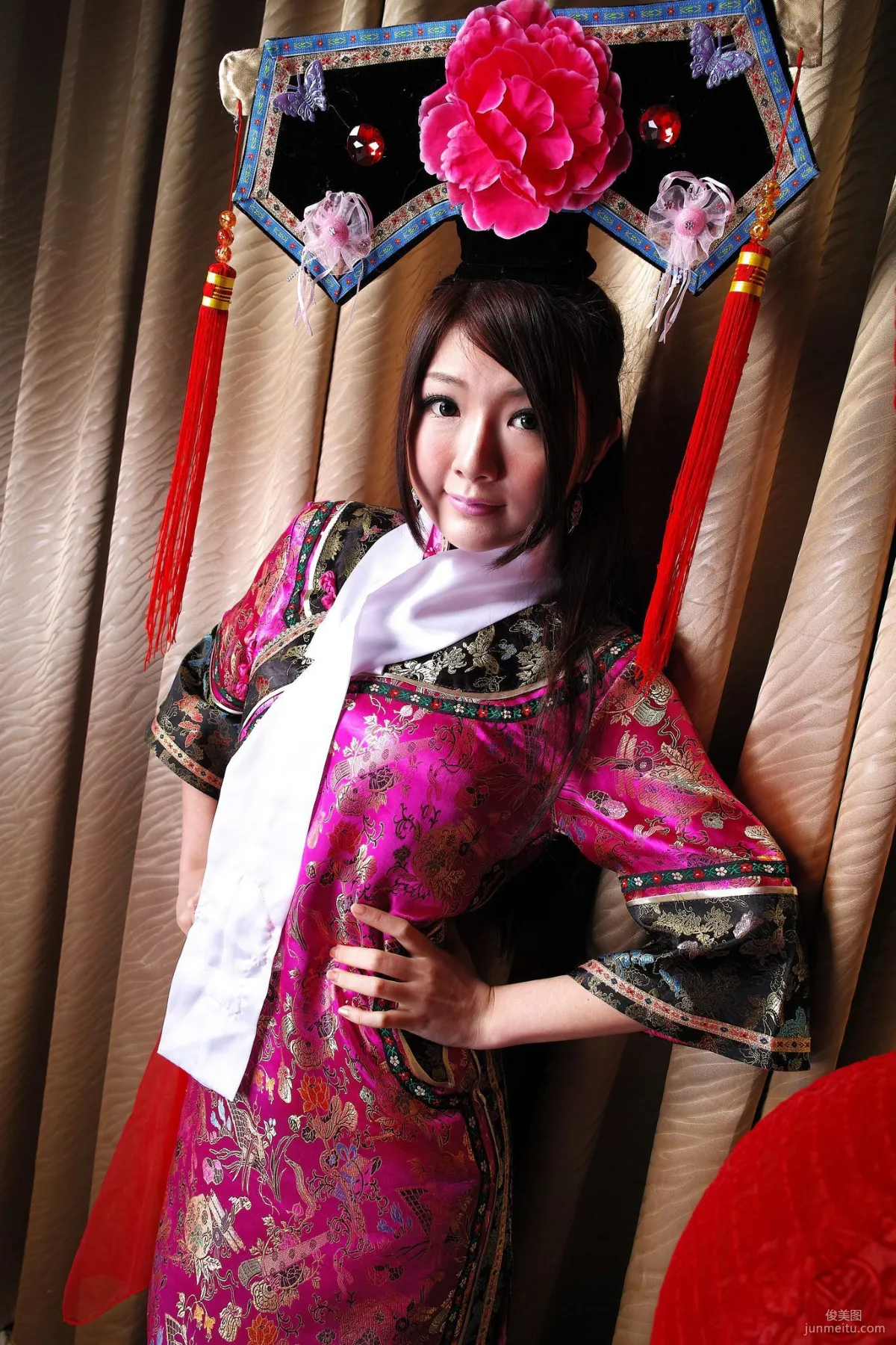 Winnie小雪、小羽《新春拜年 甄嬛格格》寫真集 15