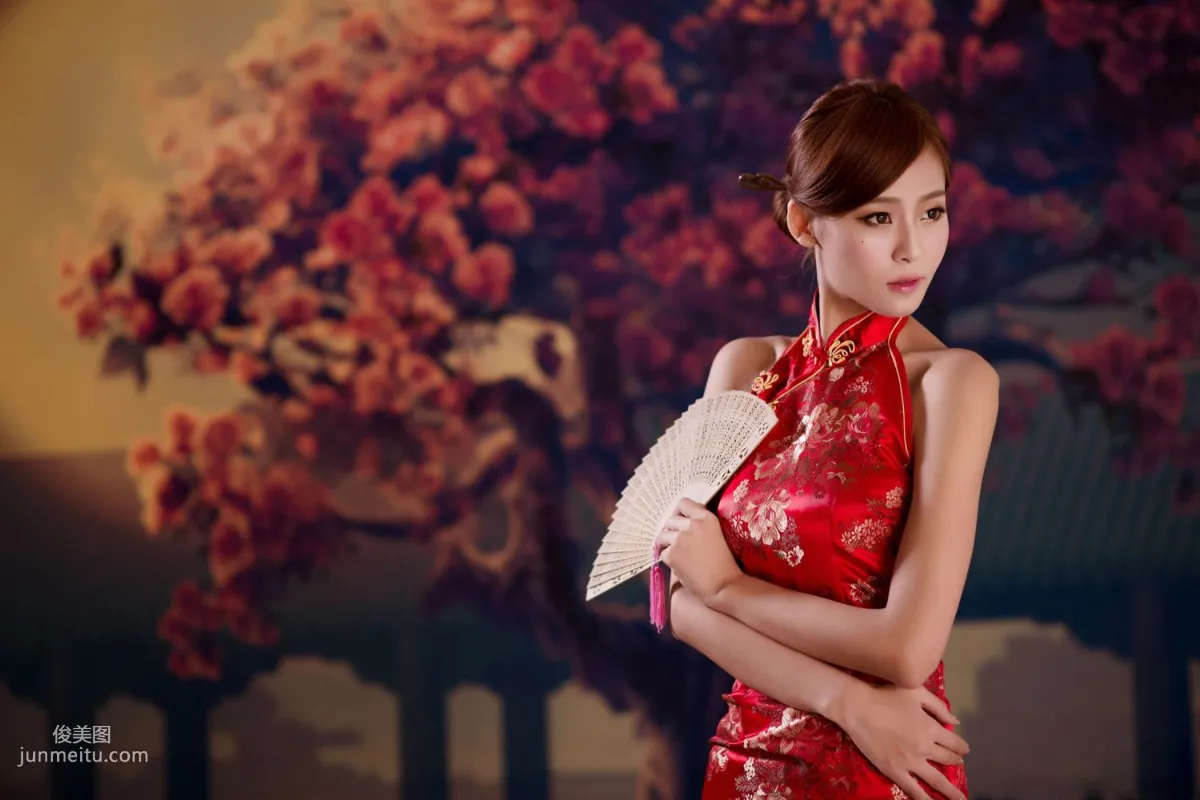 台灣女神Winnie小雪《古典紅色旗袍》寫真集 25