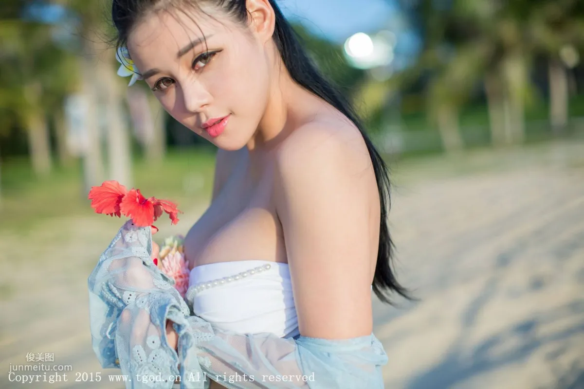 葉佳頤《沙灘上的性感 讓人情難自抑》 [TGOD推女神] 寫真集 30