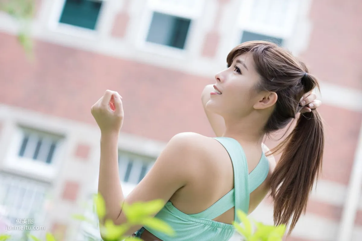 冰山美人廖坎蒂《初夏公園外拍》寫真集 41