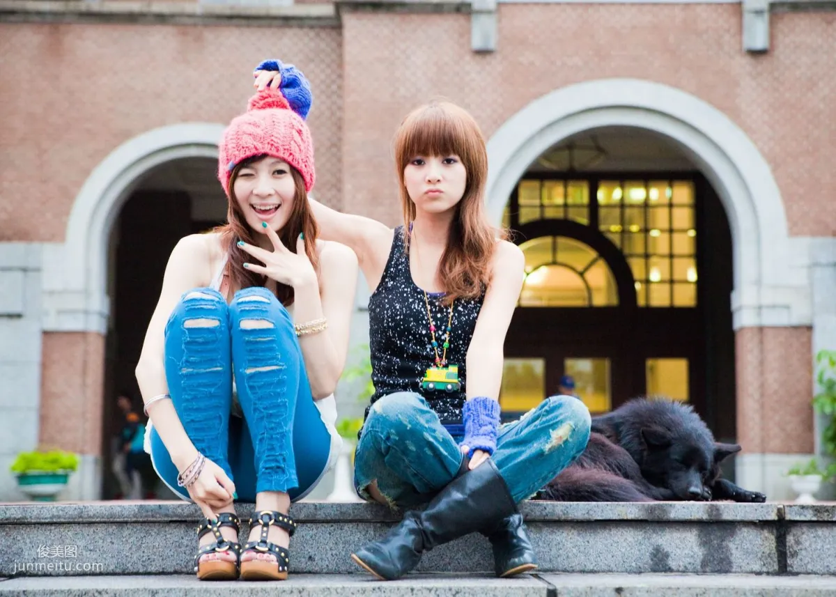果子Mikako、Minako《台大外拍》第1部 寫真集 63
