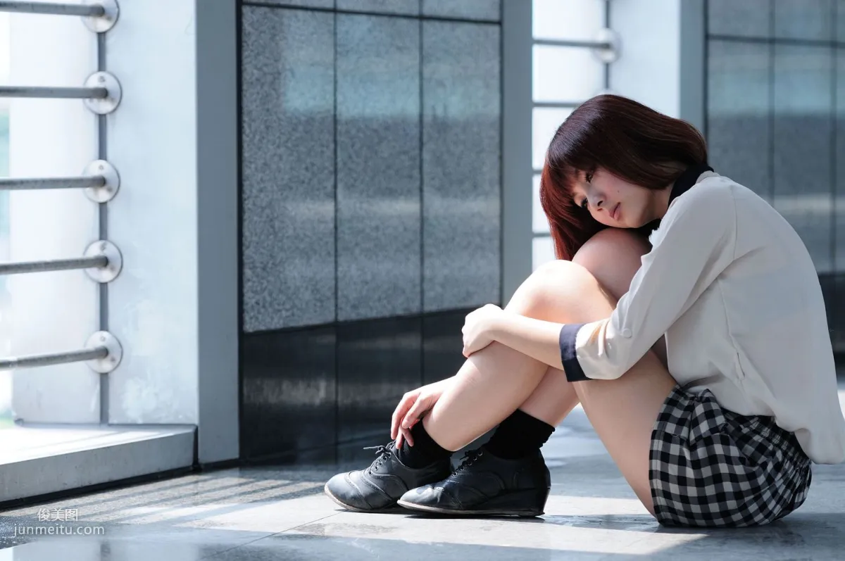 短發美女小豬patty《2組小清新街拍》寫真集 26