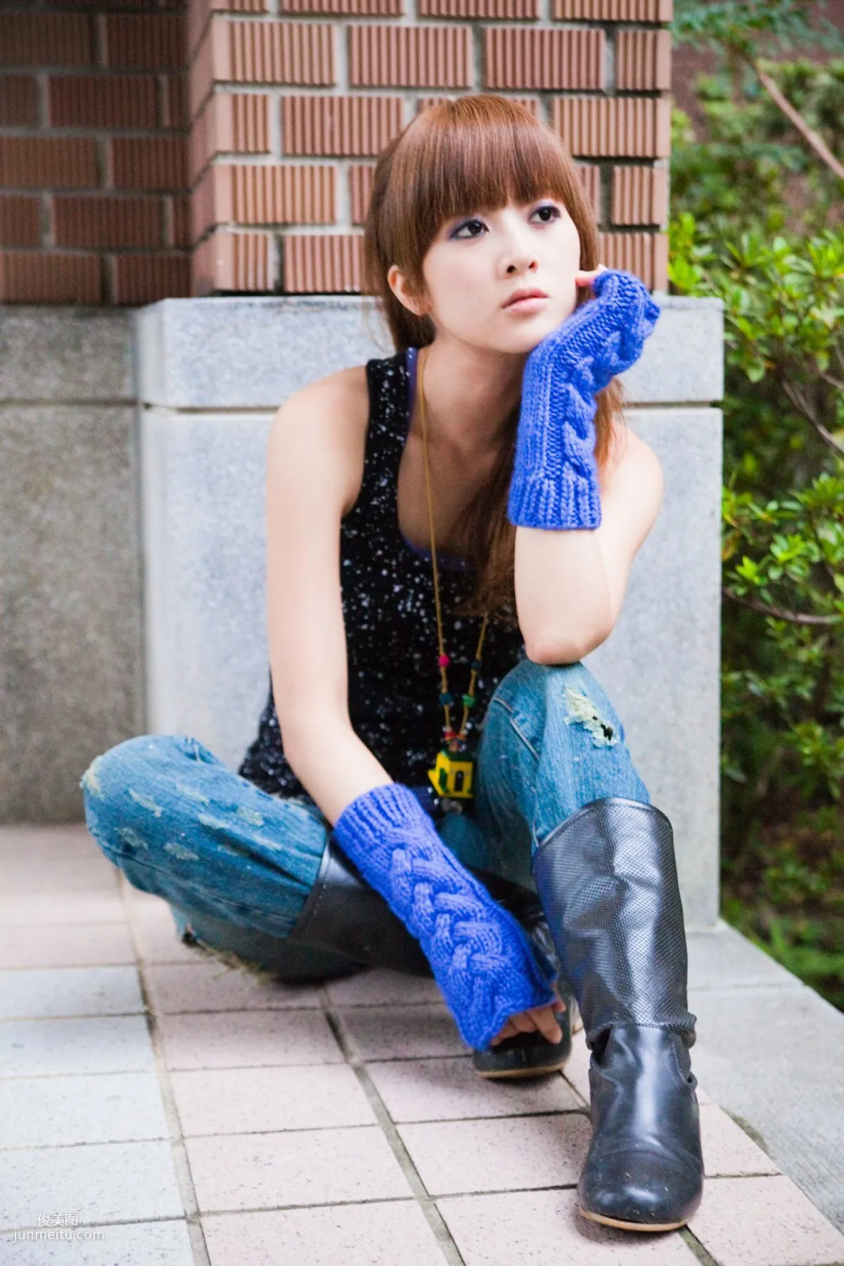 果子Mikako、Minako《台大外拍》第1部 寫真集 51