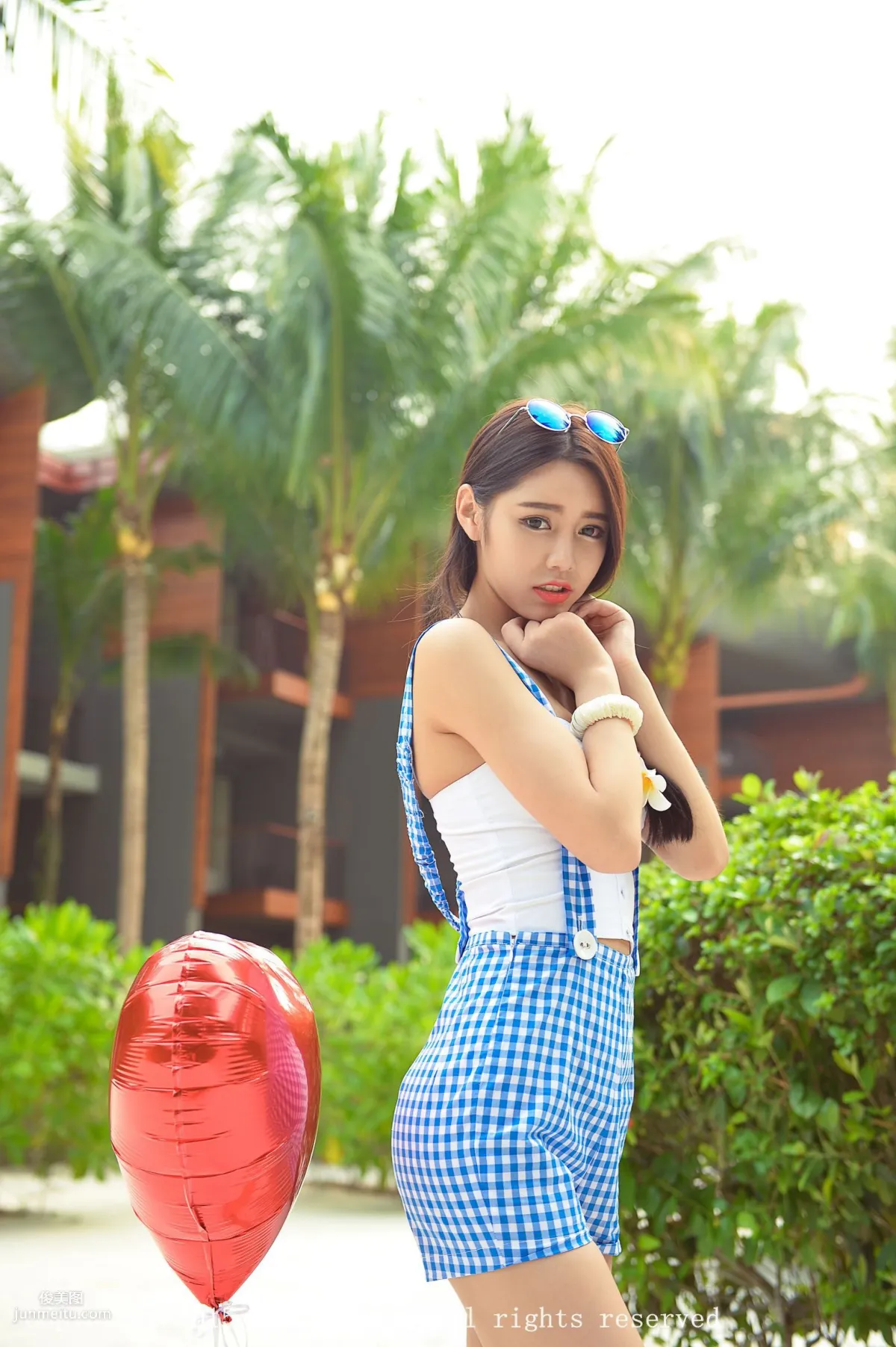 徐妍馨Mandy《普吉島旅拍》極品吊帶短褲女神 [TGOD推女神] 寫真集 2