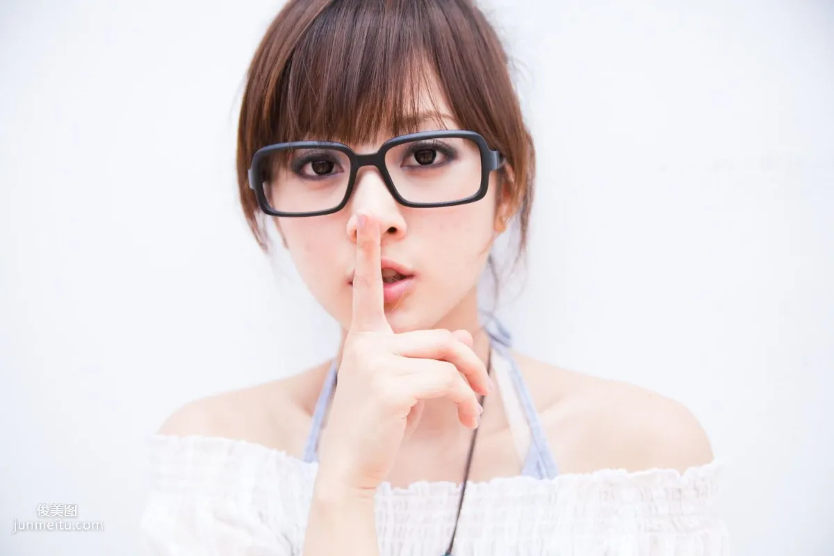 台灣美女果子MM《陽明山美軍宿舍外拍》第2部 寫真集 28
