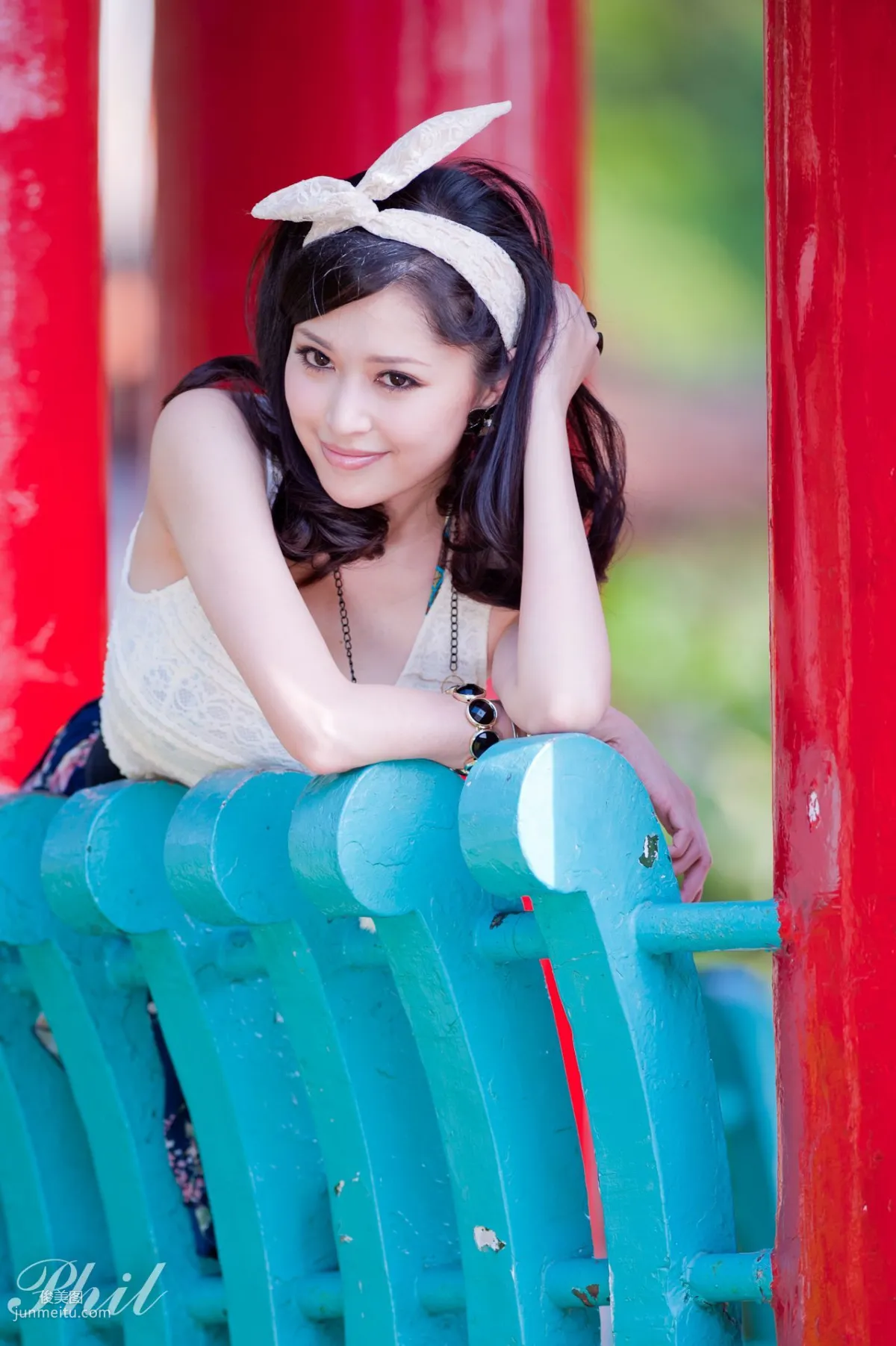 Beautyleg腿模Avy《連衣裙公園外拍》寫真集 28